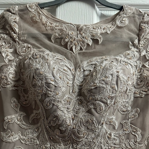 A-line Scoop Illusion Tea-Length Chiffon Lace Mother of the Bride Dress Size 2 - Picture 7 of 14